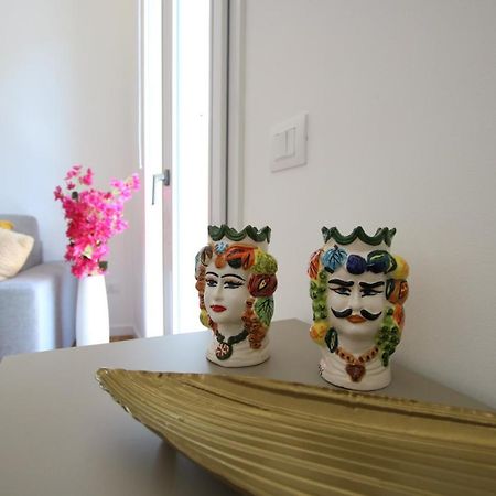 Sikelika Apartment Syracuse ภายนอก รูปภาพ