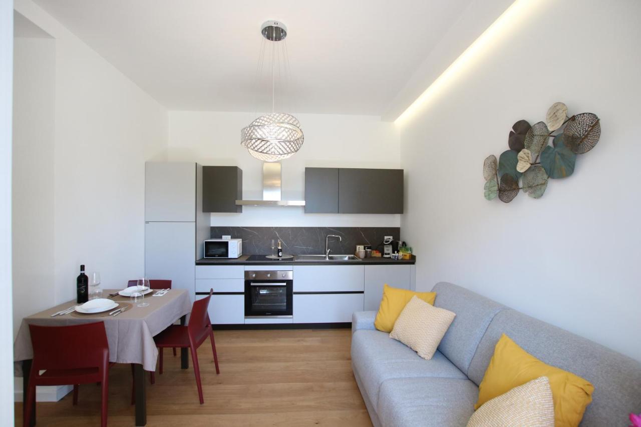 Sikelika Apartment Syracuse ภายนอก รูปภาพ