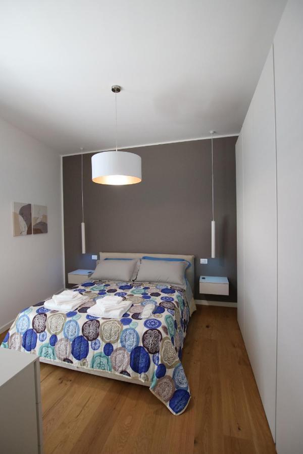 Sikelika Apartment Syracuse ภายนอก รูปภาพ